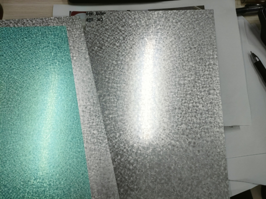 kopen Gegolfde Galvalume Stalen Rol Decoratieve Bekleding Voorgelakt Galvalume Plaat 1000mm online manufacture